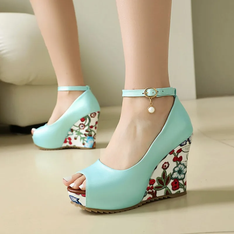 2026 Spring/Summer New Thick Bottom Slope Heel Shoes with Buckle Ankle Strap High Party Office Fishmouth Shoes