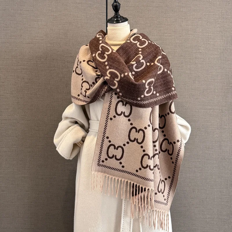 

Autumn and Winter High Luxury Letters All-Matching Scarf Women's Fashion Upscale Keep Warm Soft Tassel Double-sided Shawl Scarf