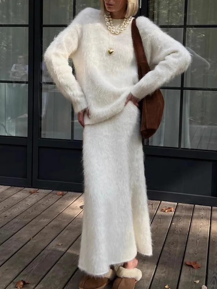 

Autumn Winter Elegant Style Pullover Long-sleeved Round-neck Sweater Slim Skirt Knitted Two-piece Set Women's Simple Skirt Sets
