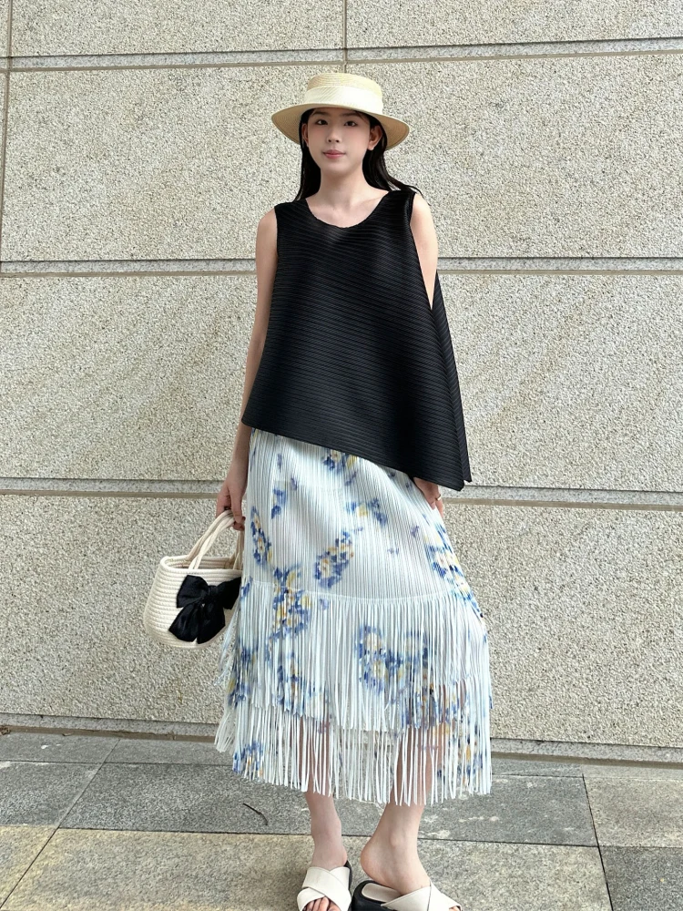 

Black Korean Style Summer Outfit with Tassel Skirt And Ruffle Top Women's Fashion Set Casual round Neckline Breathable Polyester