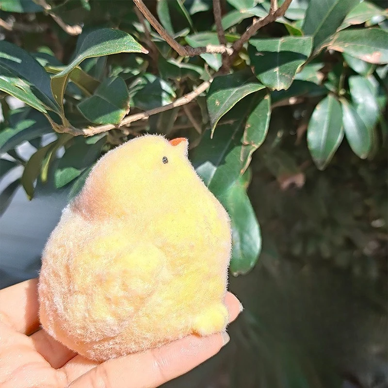 Juguete para apretar para aliviar el estrés de pollito amarillo: Fidget sensorial de rebote lento para la ansiedad con textura similar a la masa