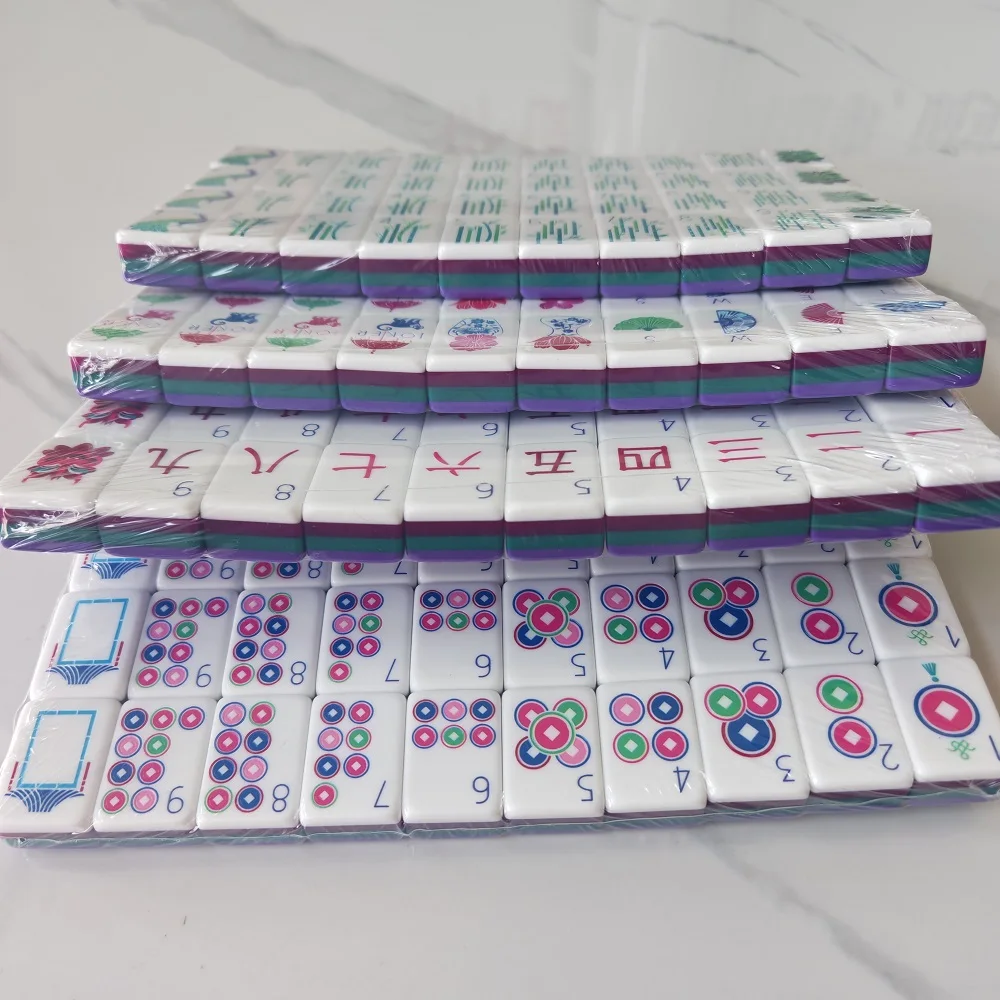 

Hot Dark Purple 160 Mahjong Tiles Luxury American Mahjong Set 4-Acrylic Engraved Portable Mah Jongg for Travel Family Party Game