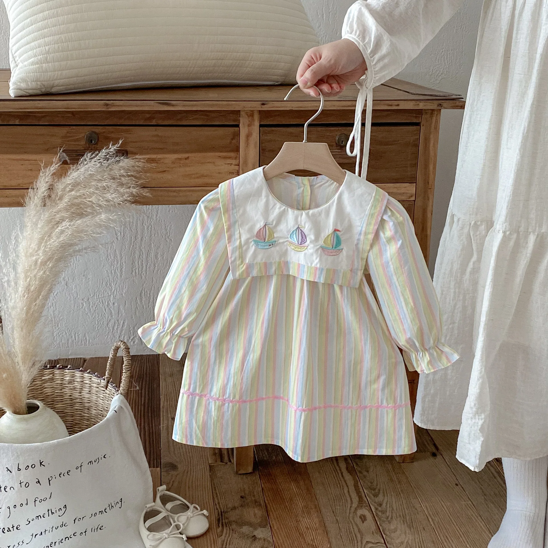 

2025 Autumn New Children Long Sleeve Dress Girls Sailor Collar Embroidery Dress Cotton Kids Colorful Striped Princess Dress
