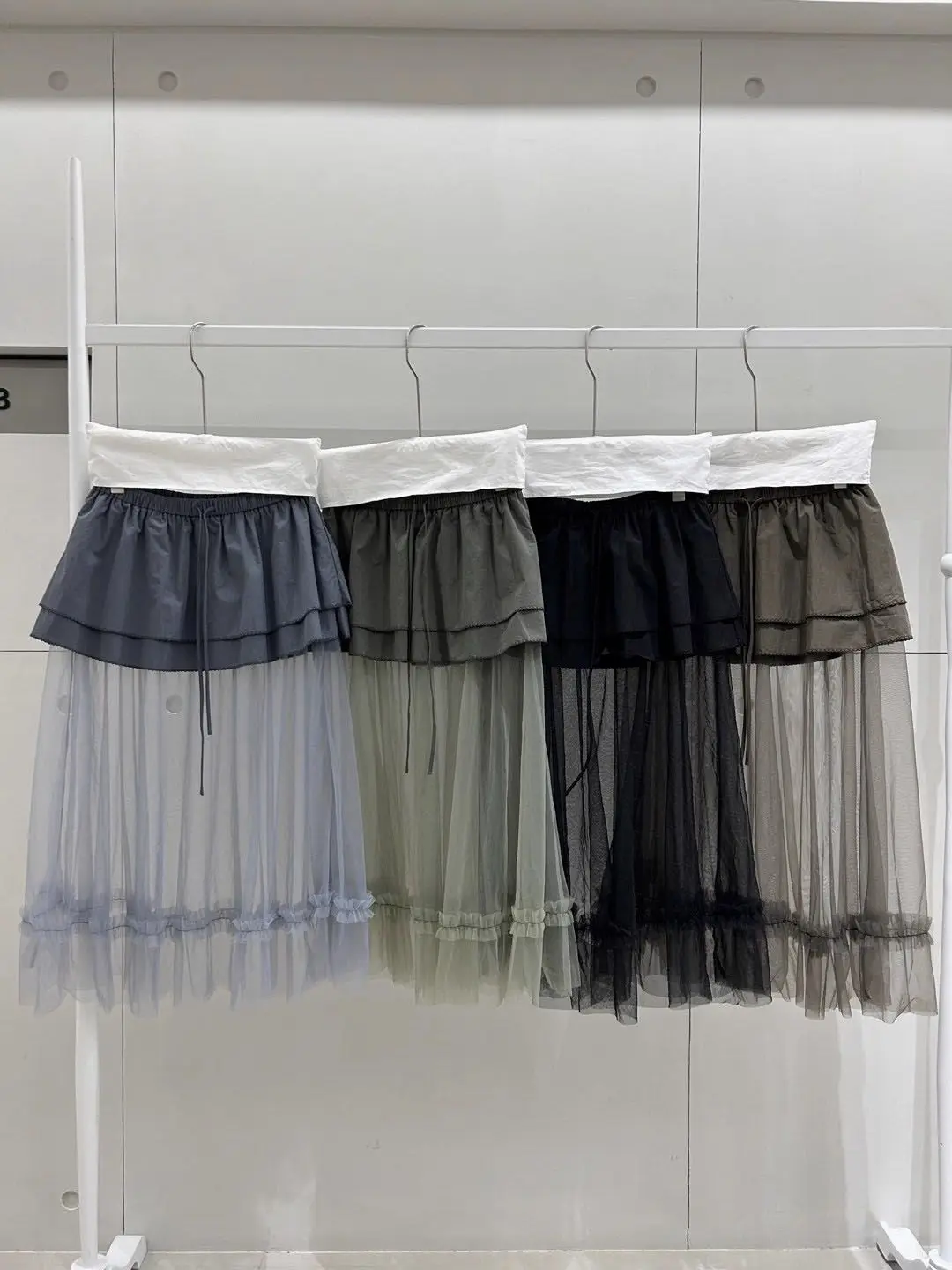 

Mix and Match Stacking Wearing Versatile Lotus Leaf Small Splicing Gauze Skirt Curtain Skirt