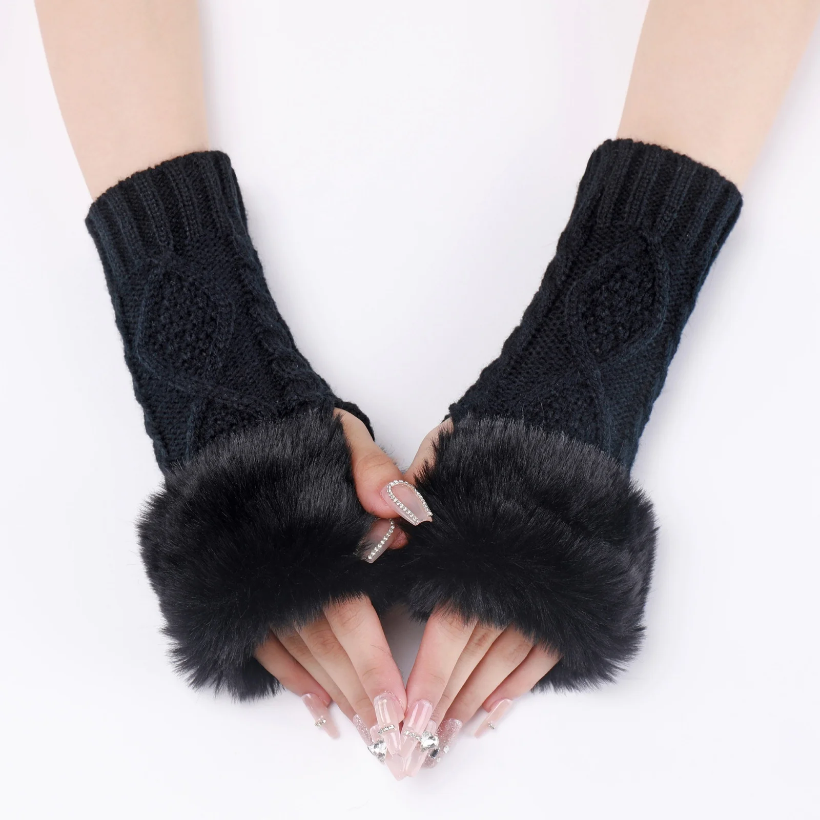 زوج من قفازات الخريف والشتاء المحبوكة بدون أصابع مع أساور من الفرو الصناعي - أكمام يد نسائية دافئة متماسكة