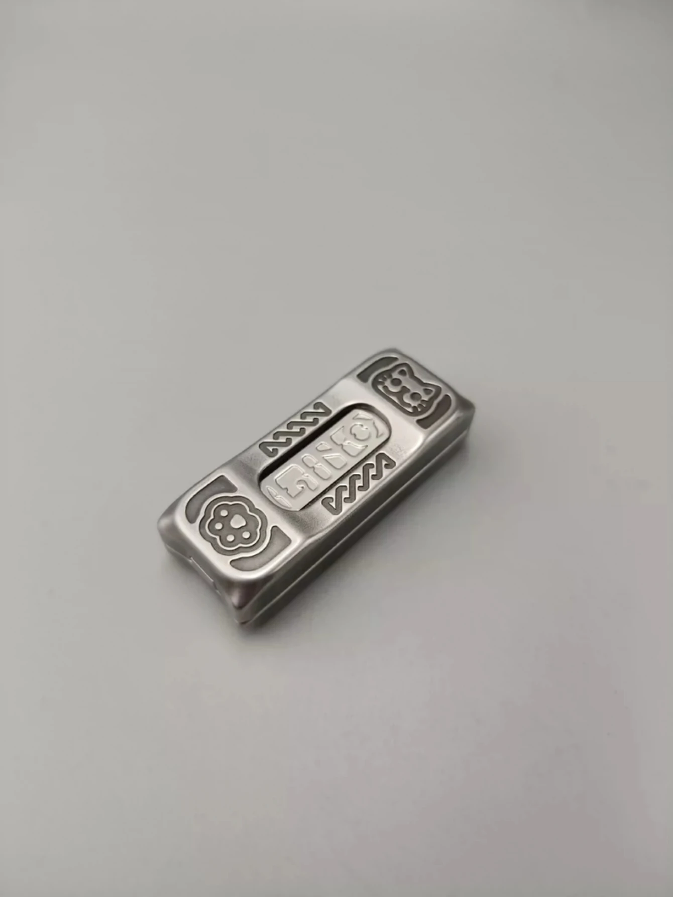 

Limbo Cat Push Card Механическая Push Card из нержавеющей стали EDC Декомпрессионная игрушка