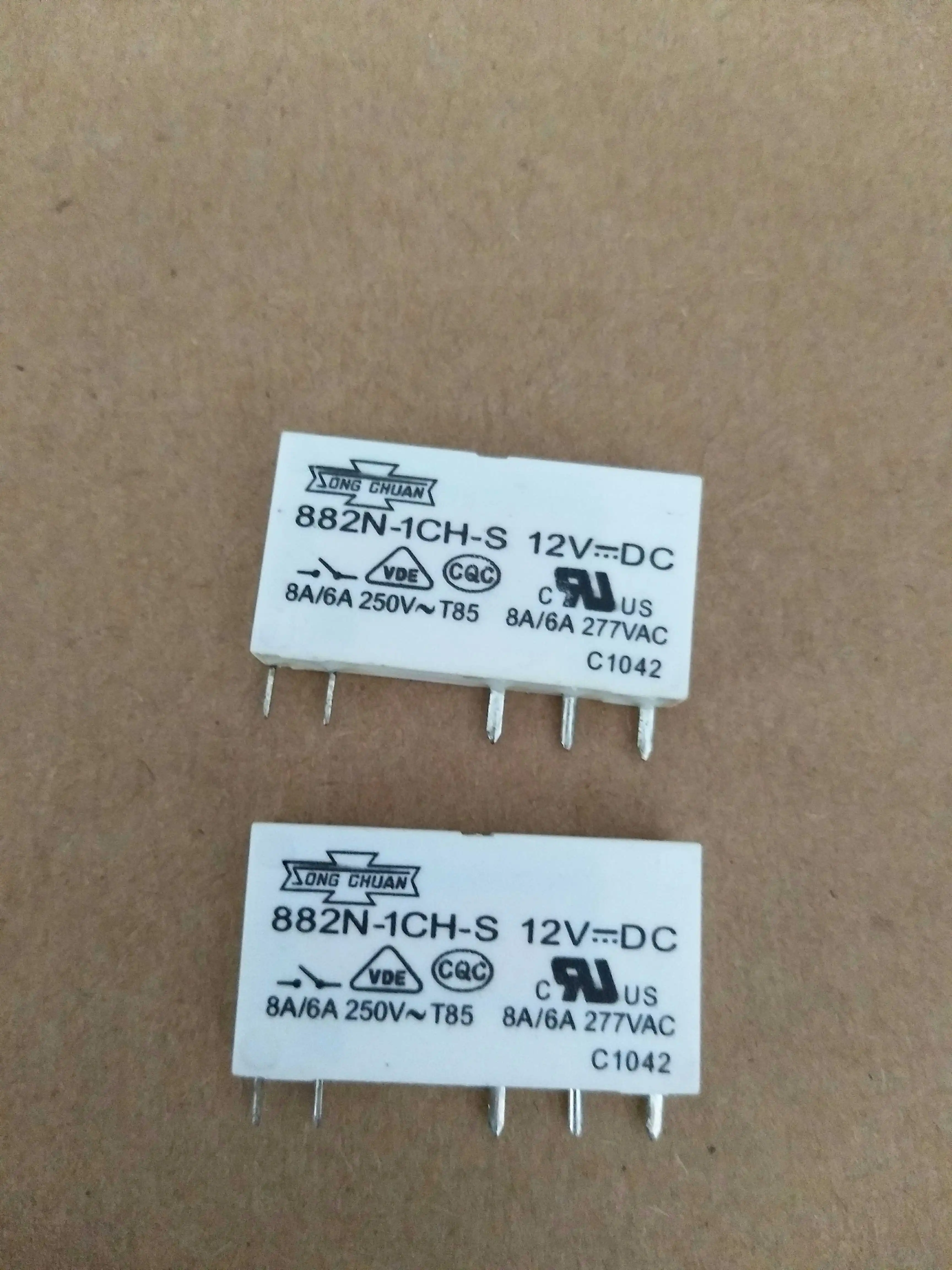 

Бесплатная доставка 882N-1CH-S 12VDC 5 41F 10 шт., как показано на рисунке