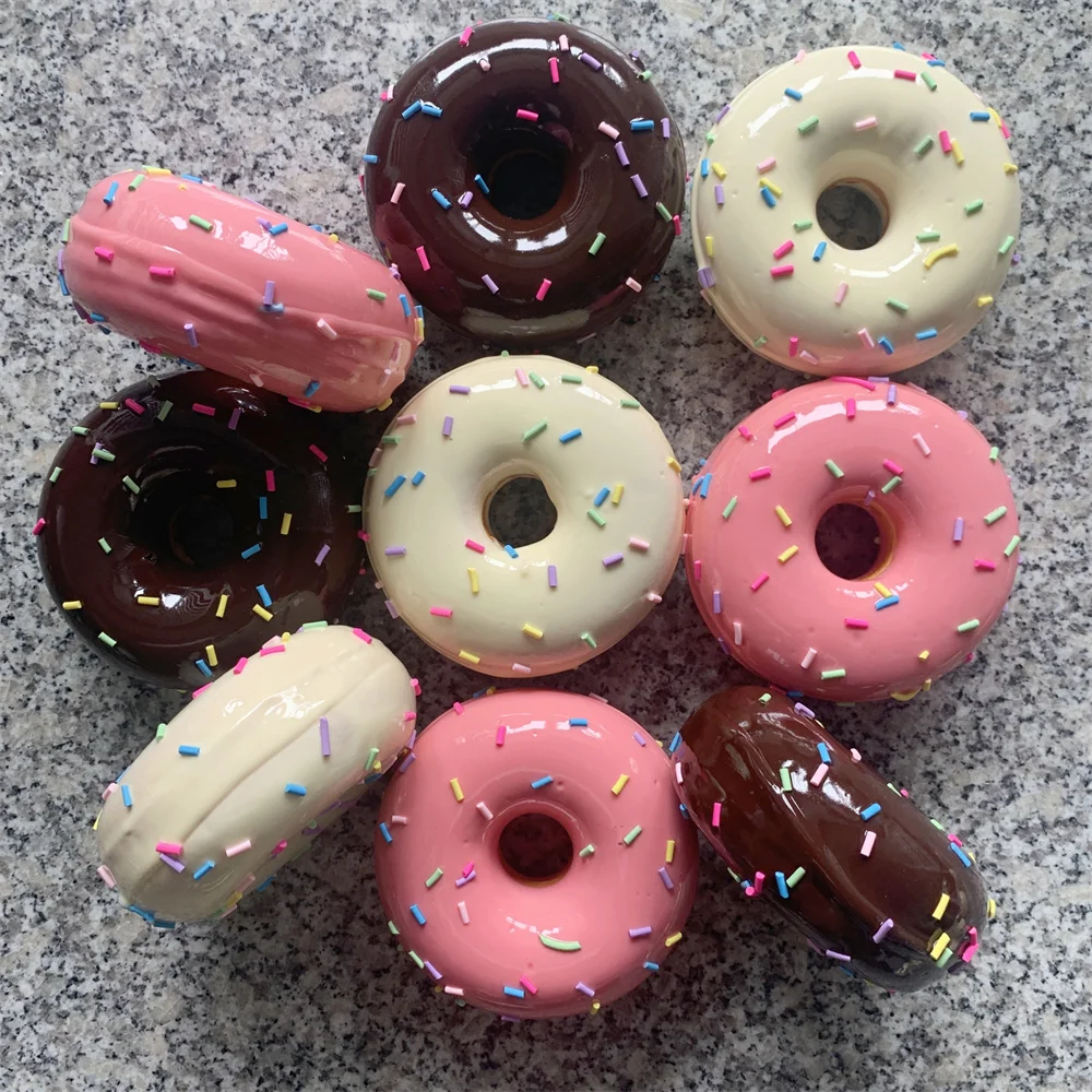 8.5cm 1pc New Design Creative Double Face Drizzle with Chocolate Sauce Doughnuts with Sprinkle Materials Colored Sugar Toy Model