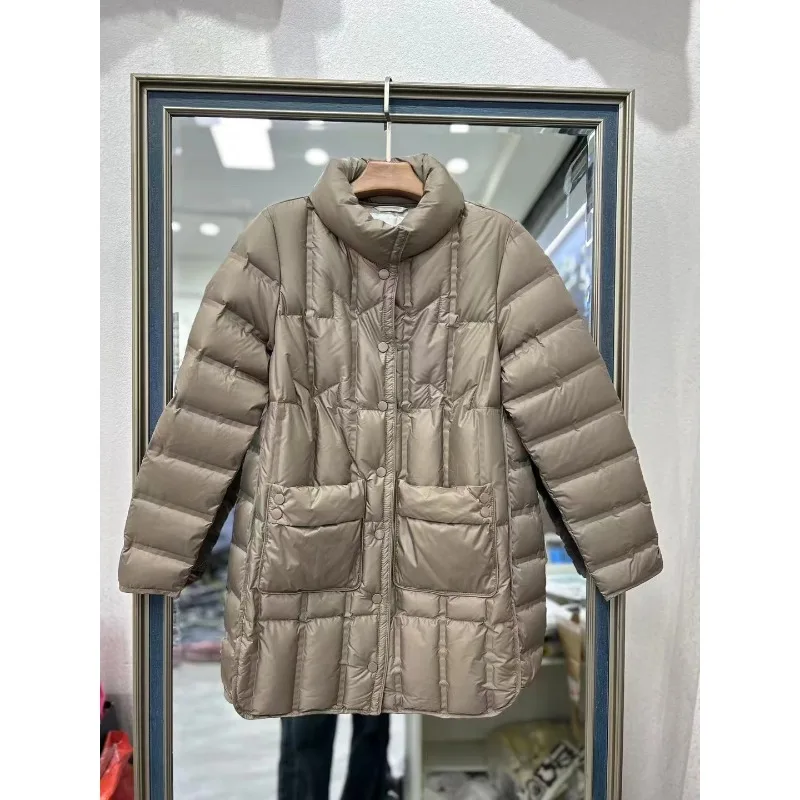 Doudoune mi-longue à col montant pour femme, vêtement d'extérieur léger, avec ourlet à la mode, duvet de canard blanc, de luxe, nouvelle collection automne hiver
