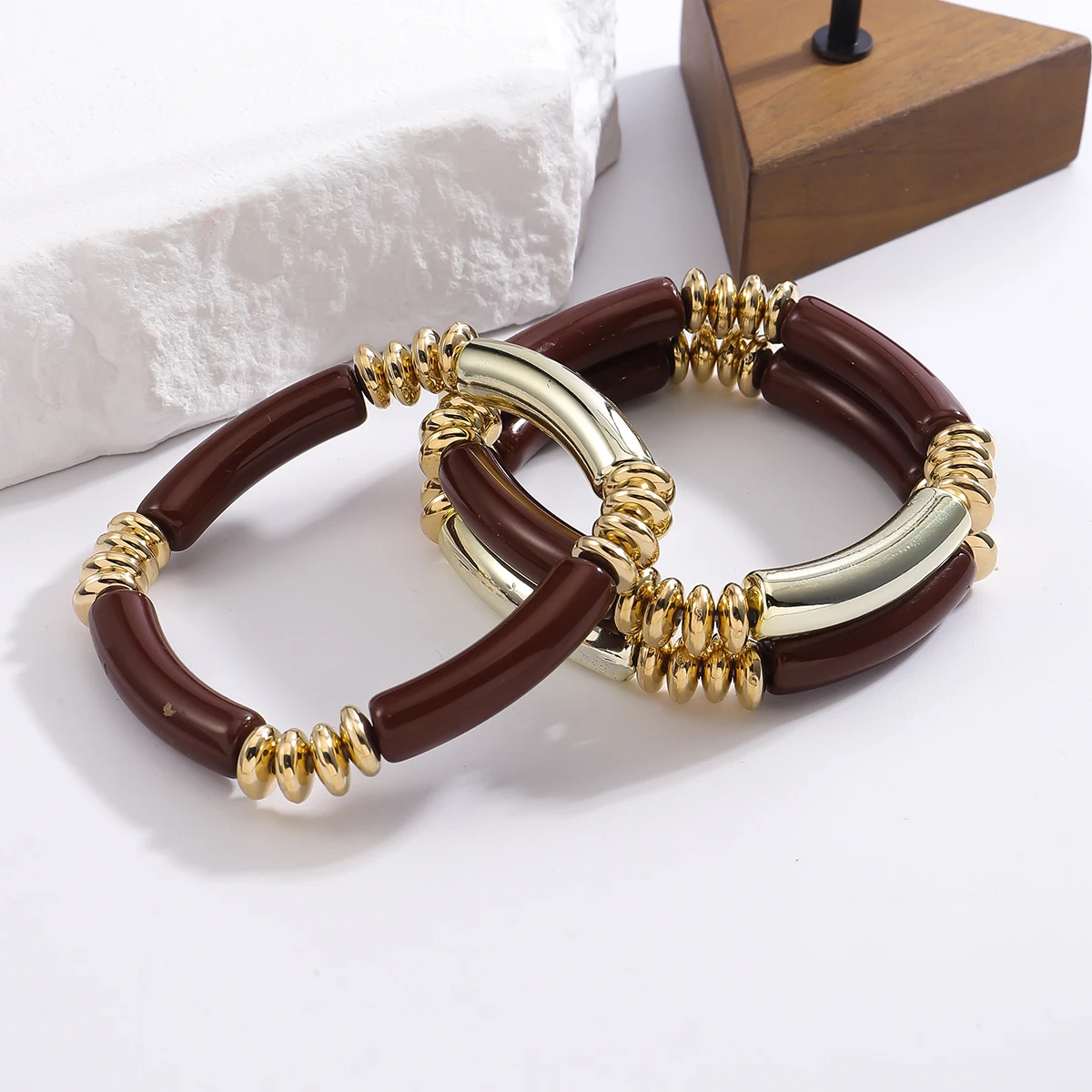 ZAA 3 Pack of Elastic Golden Tube Designed Bracelets for Women Elegant Vintage Textured Bracelets Daily Vacation Accessory Gifts