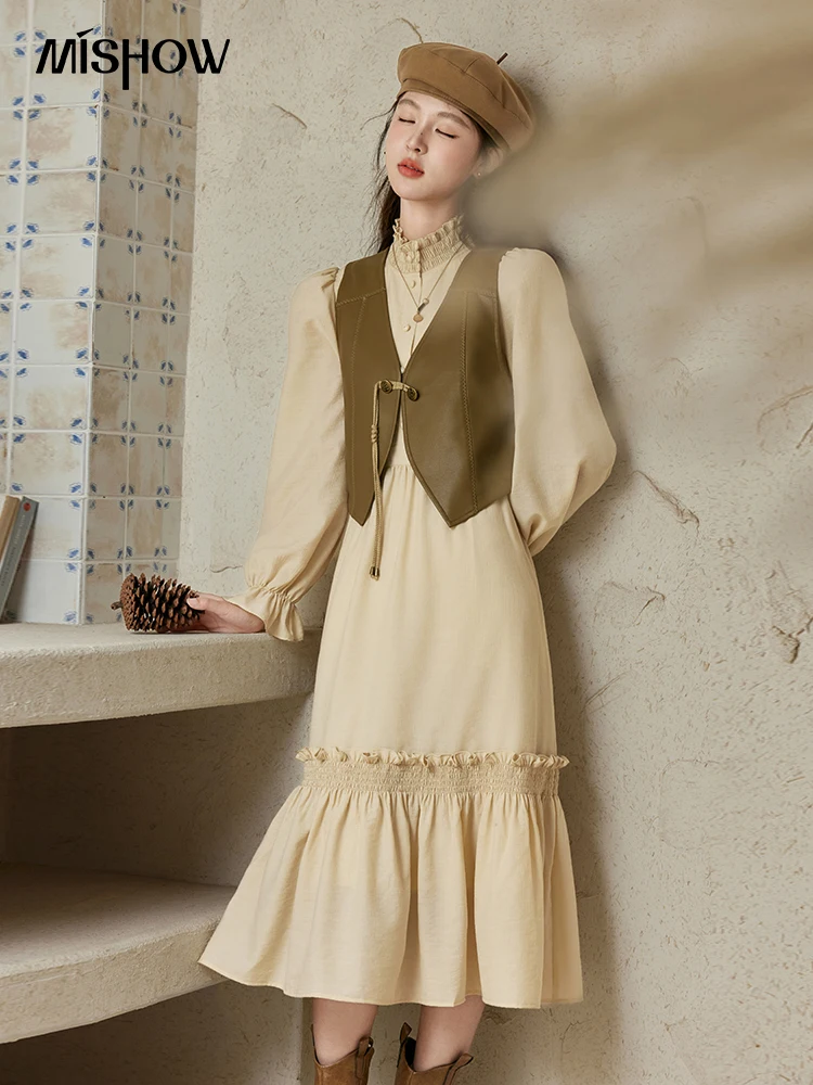 MISHOW Women's Chinese V-neck Leather Vest Autumn 2024 Loose Sleeveless Single Button Top Female Solid Outer Coats MPD42W0421