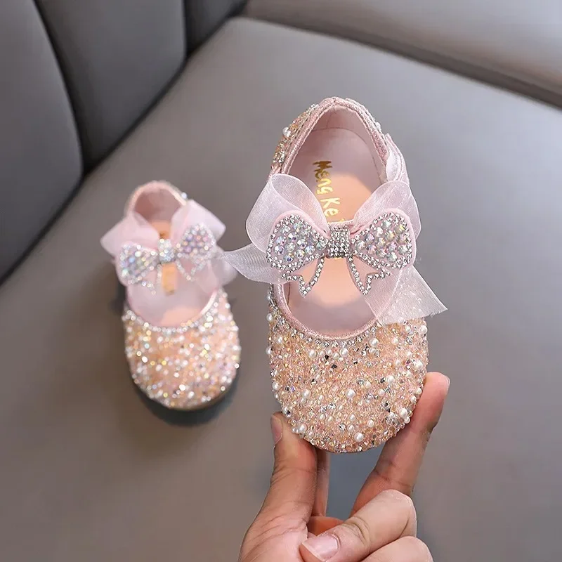 AINYFU nuove scarpe in pelle con paillettes per bambini ragazze principessa strass Bowknot scarpe singole 2023 moda bambino scarpe da sposa per