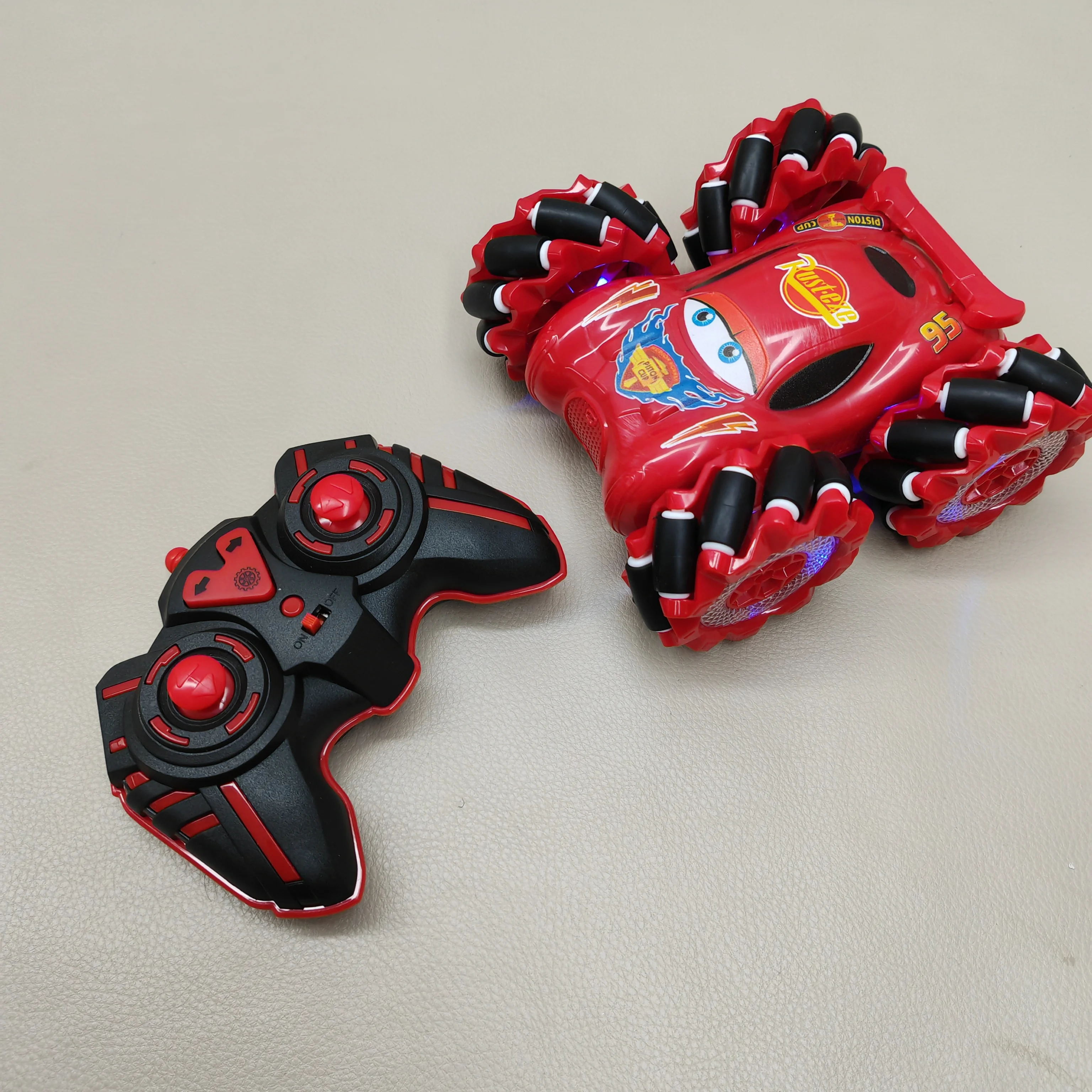 

Новинка 2024, автомобили Disney Pixar, молния Макквин, автомобиль с дистанционным управлением, электрический игрушечный автомобиль с дистанционным управлением, кросс-кантри, игрушки, подарок для детей