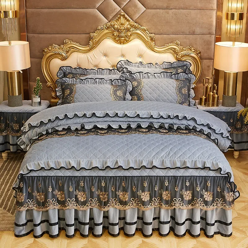 Luxury Lace Crystal Velvet Duvet Cover Set King Queen Bedding Set 4pcs Quilted Bedskirt Ruffle Elastic Soft Two Pillowcases