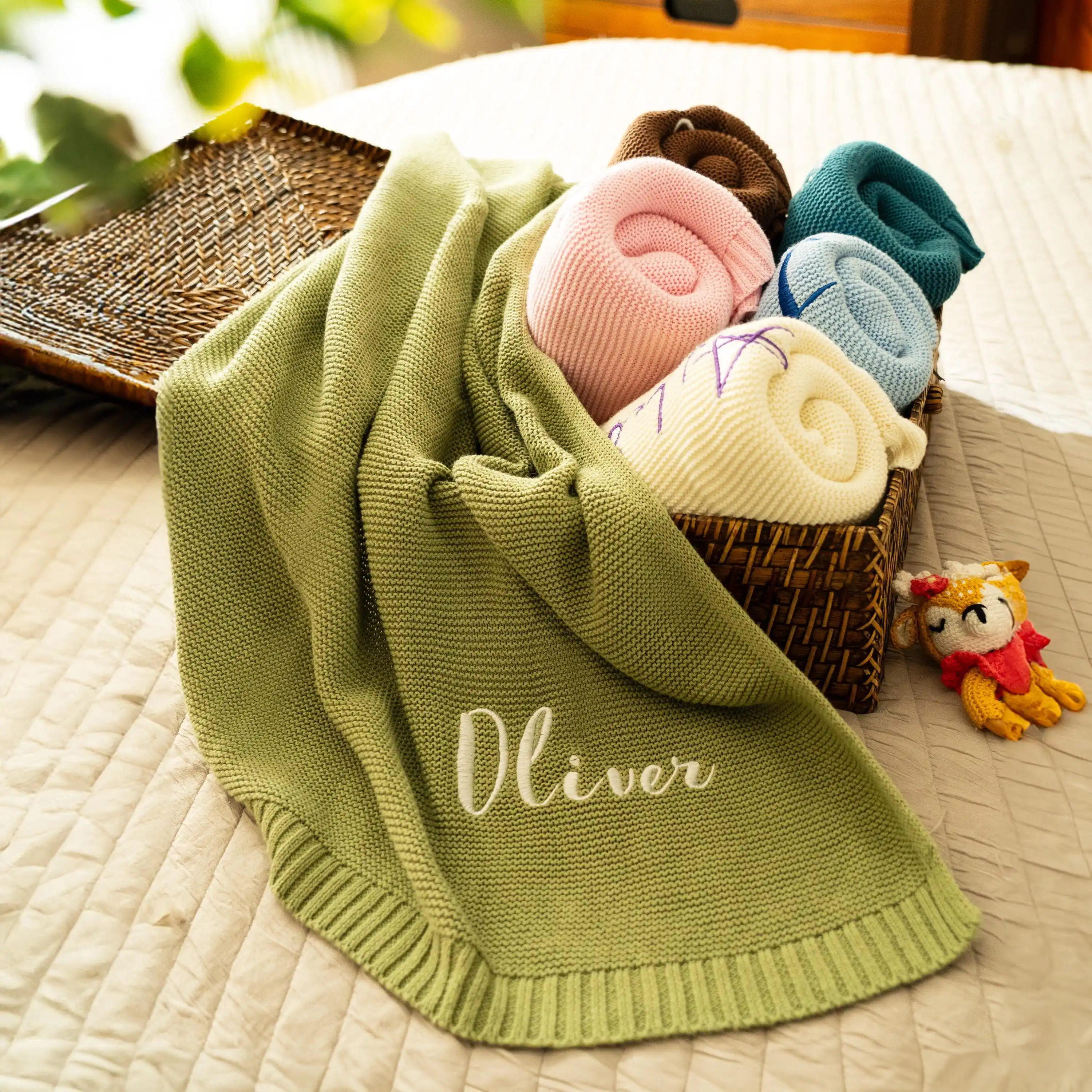 شخصية مخصصة مطرزة مكتنزة متماسكة الطفل بطانية 40X30 بوصة اليدوية الحضانة البطانيات الوليد الطفل هدايا لصبي/فتاة