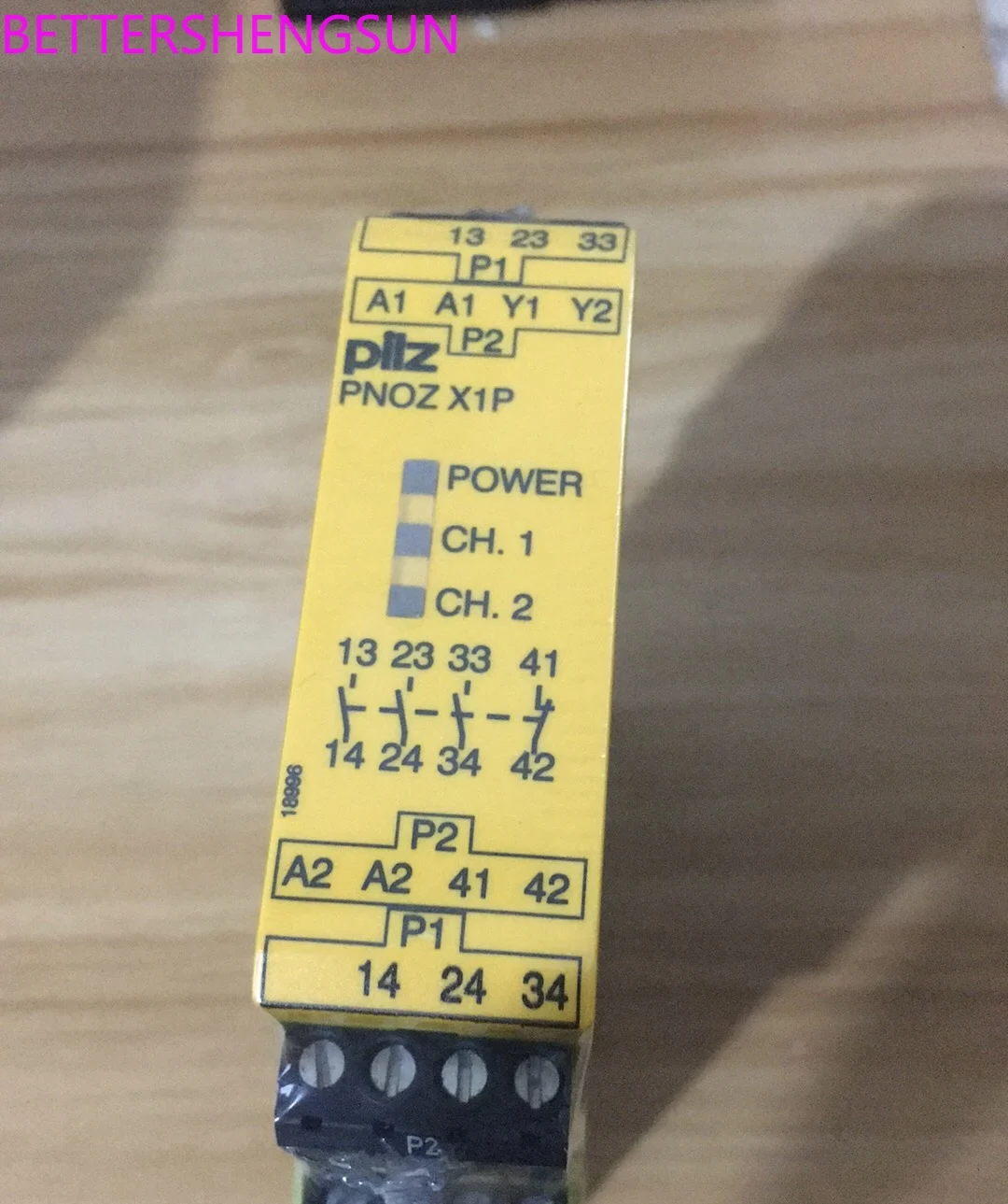 Safety relay PNOZ X1P 24VDC 3n/o 1n/c Original 777100