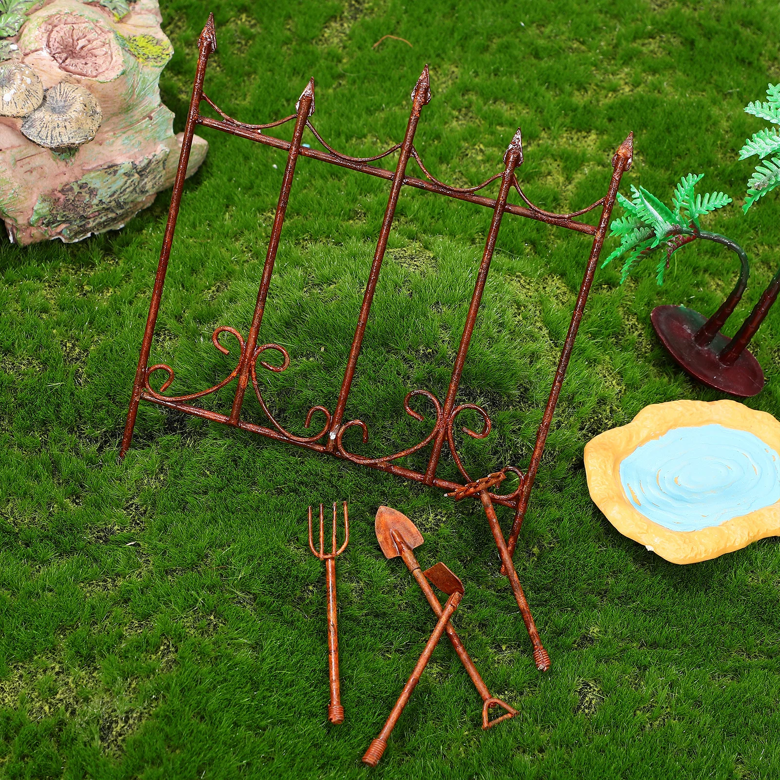 

5 pcs Miniature Garden Tool Ornament Set Farm Tools For House Decor Landscape Sand Table Decorations Hand Rake Spade Shovel