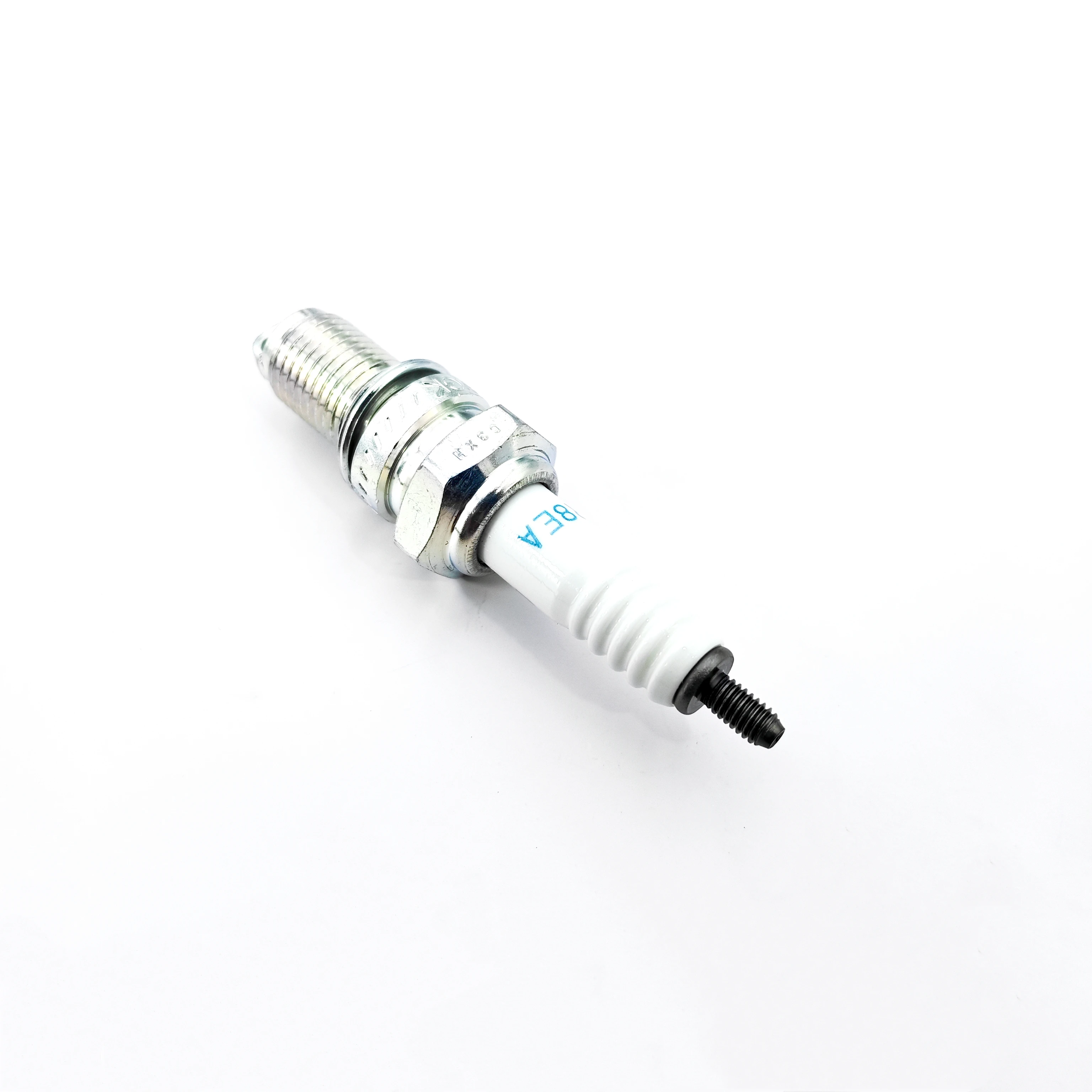 

DR8EA Spark Plug for Stels ATV 300B Buyang 300 2.1.01.0570 LU018894 Linhai 260 300 370 400 420 M565LT 22419