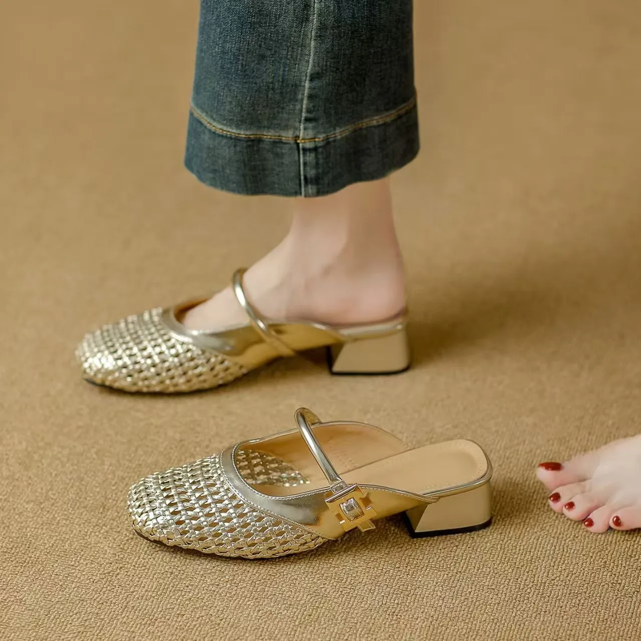 

Knitted Hollowed-Out Headband Half-Trousers Summer Outerwear Thick-Soled Fashionable Multi-Purpose Soft-Soled Women'S Flip-Flops