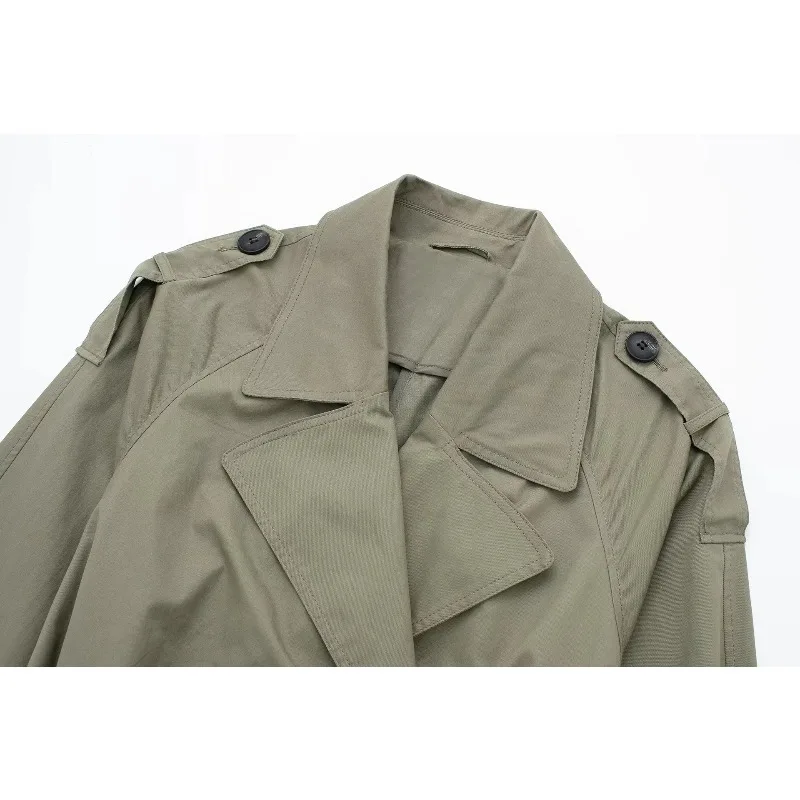 Zweireihiger, mittlerer und langer, temperamentvoller, lockerer, lässiger Trenchcoat für Damen