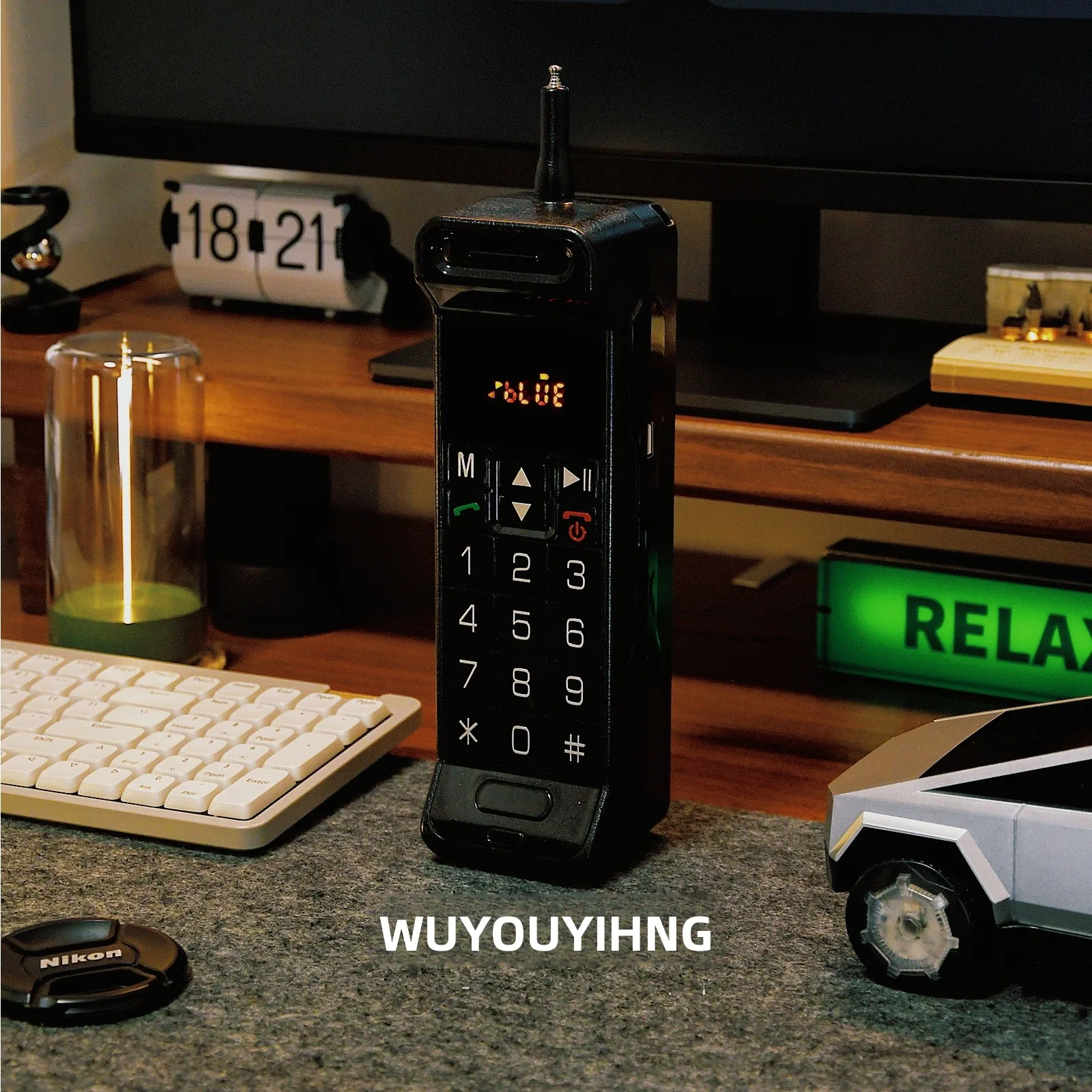 

Creative Retro Sle Bluetooth Speaker Gift for Men Birthday Vntine's Day Gift Vintage Design Bla Silver Color from China