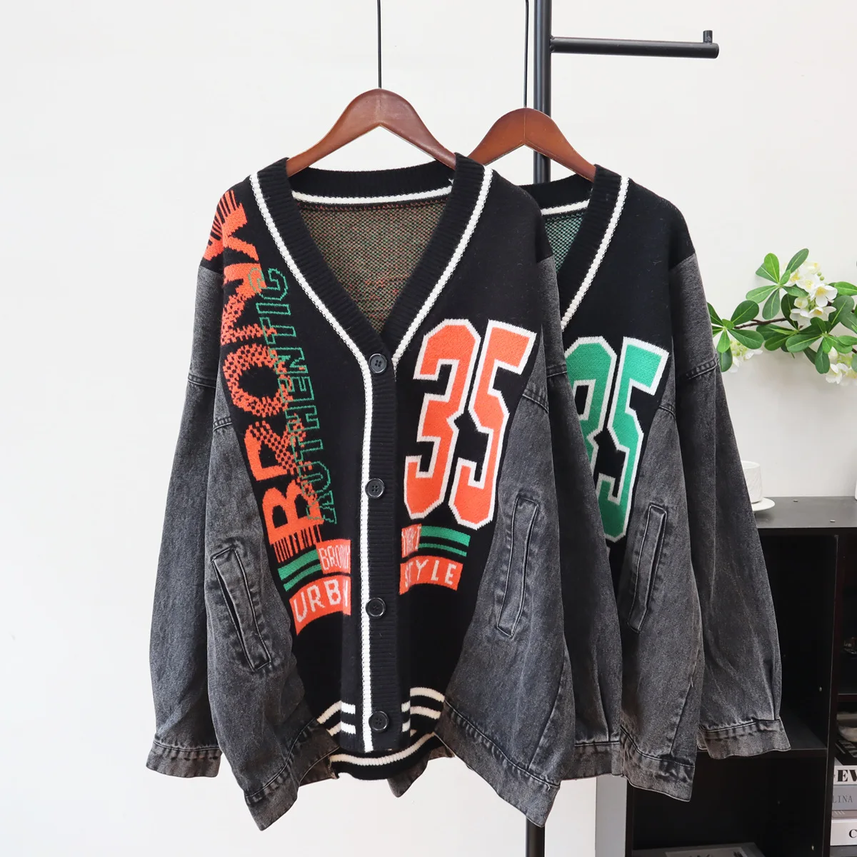 

Women Knitted Denim Cardigan Sweaters Spliced Jumpers Pocket V Neck Long Sleeves Single Breasted Loose Casual 2025 Autumn Winter