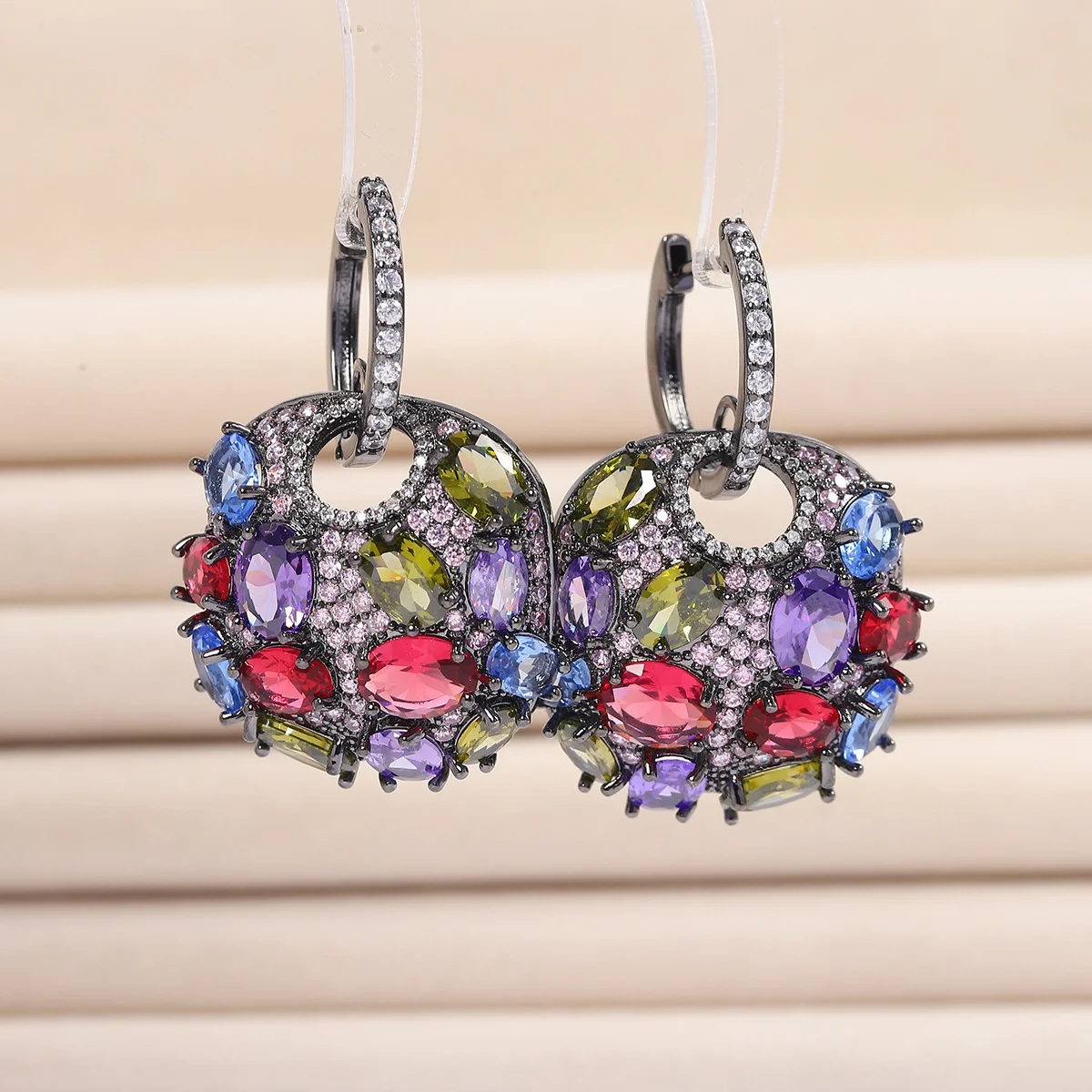 Pendientes de Aro con Dijes de - Luxury Bags Cz reseña y precio