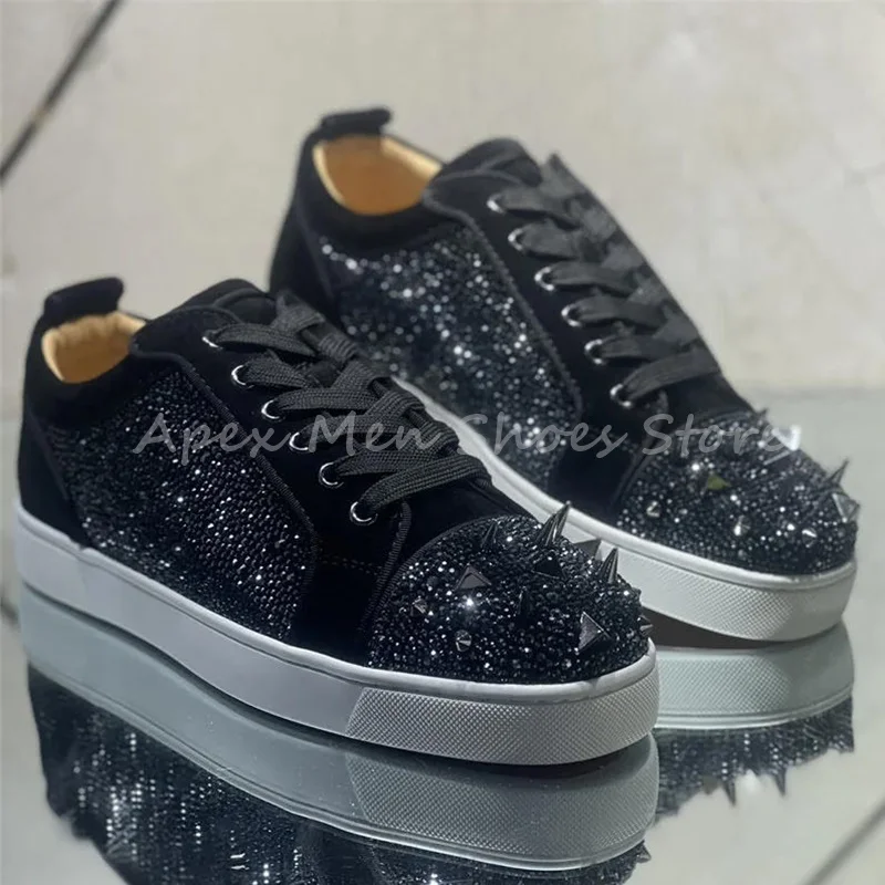 

2025 New Fashion Suede Studded Sneakers Rhinestones Rivets Platform Thick Sole Casual Shoes Men's Lace Up Sports Shoes Couple