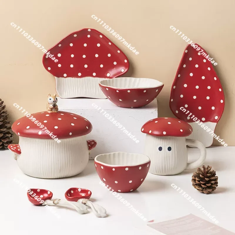 Girl's heart high-value ceramic red mushroom tableware, cup, dim sum plate, rice noodle salad bowl, spoon ins wind