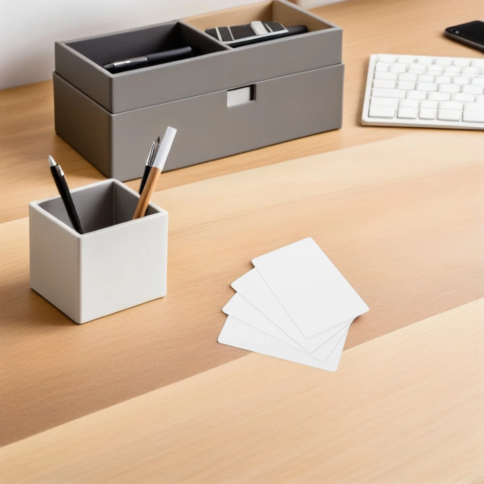 4 قطعة بطاقات مفاتيح الفندق الذكية منخفضة التردد حجم بطاقة الباب لإدارة الطاقة لسيارة Motel Guesthouse Homestay