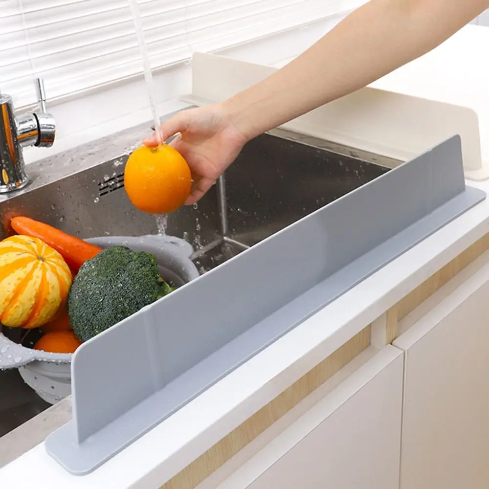 Silicone Sink Baffle Splash Guard Oil-Proof Suction Cup Sink Guard Baffle Waterproof Water Baffle Splash Protector