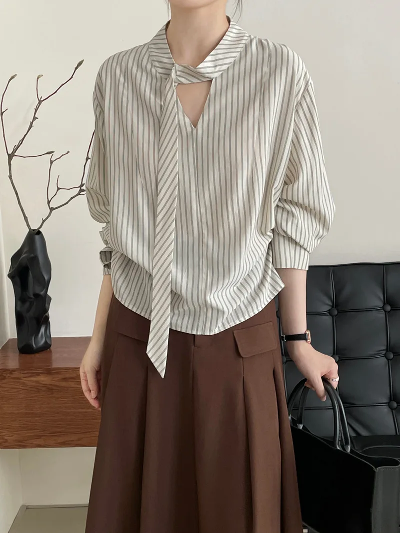 

Весенние женские блузки 2026 с длинным рукавом и шнуровкой на горловине, полосатые топы и блузки, модные рубашки, женская одежда