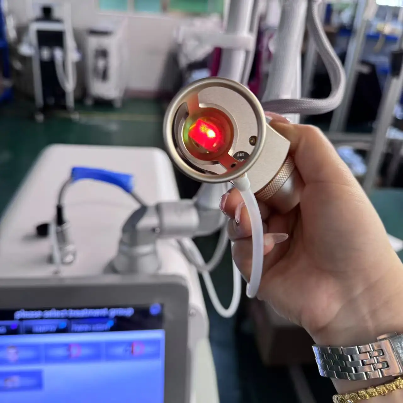 

Портативный профессиональный аппарат Fotona Co2 для фракционного омоложения кожи и резонансной шлифовки, эффективное оборудование для удаления шрамов от акне