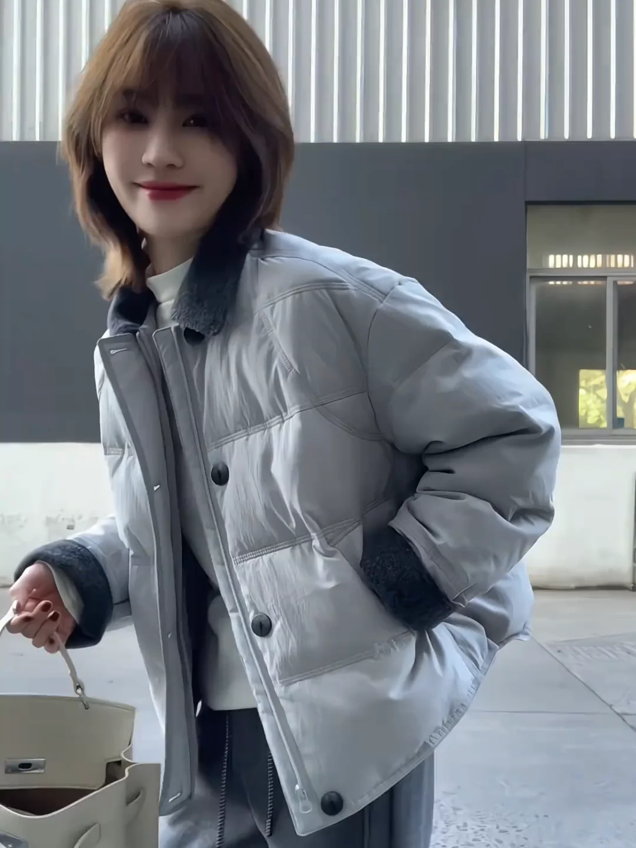 

Short Thickened Cotton Jacket Women's Winter New Style 2026 Korean System Super Warm Fashionable Cotton Coat Outerwear