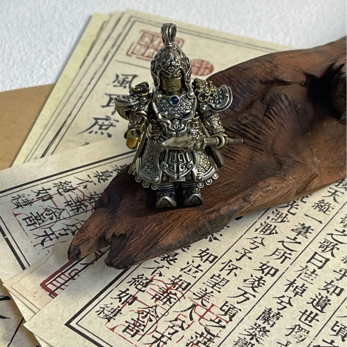 

Three Kingdoms Series Zhao Zilong Bronze Figurine - Magnetic Detachable Chinese Style Warrior Collectible