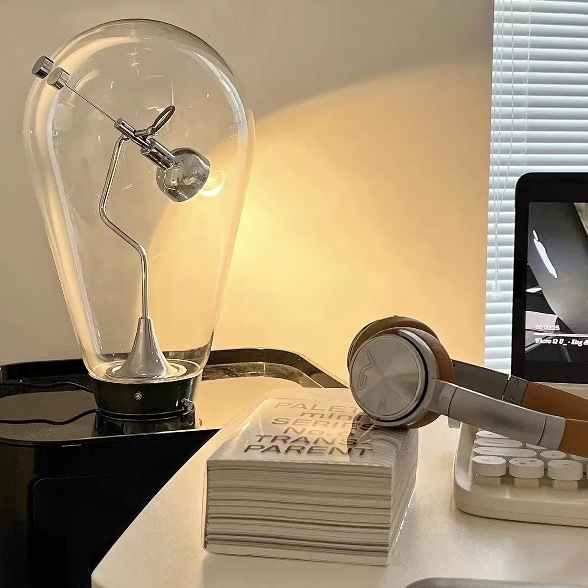 

Magnetic Gravitational Adjustable Table Lamp Industrial Retro Table Light For Living Room Bedroom Study Reading LED Night Lights