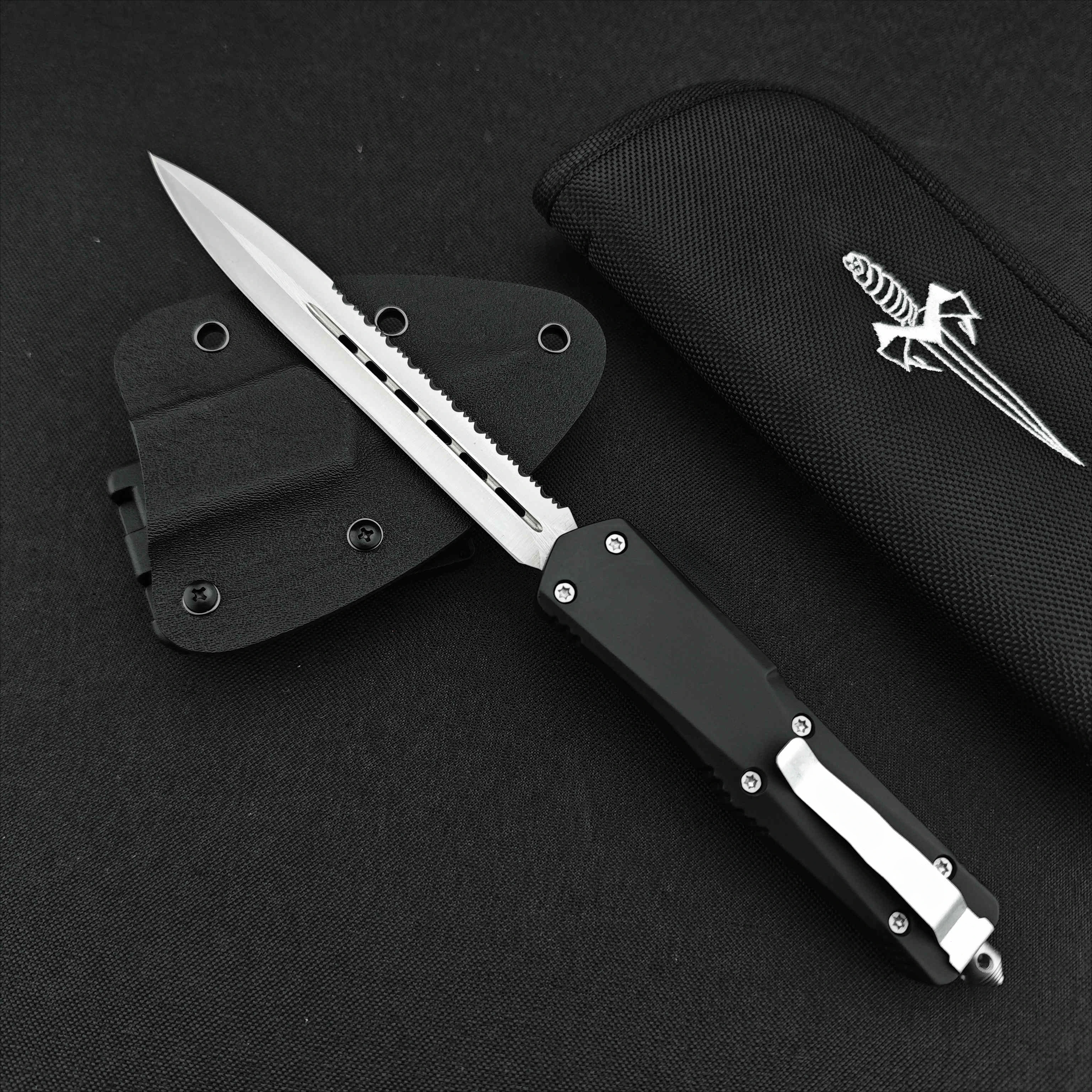 Outdoor hiking knife 440C blade Zinc alloy handle EDC Tool knife Tactical Hunting Portable knife Self-defense belt Kydex sheath