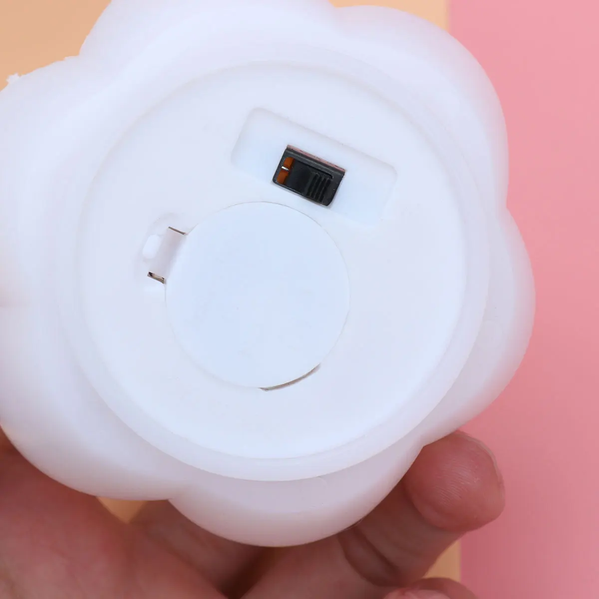 مصباح لوتس LED عديم اللهب محاكاة واقعية مادة بلاستيكية صديقة للبيئة لفندق بركة الطاولة