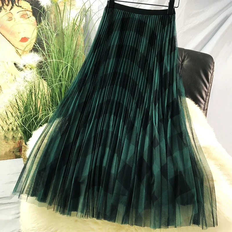 Winter Vintage Plaid Pleated Maxi Long Tulle Skirts Elegant Red Green Check Tartan A-line Ankle Long Mesh Skirts