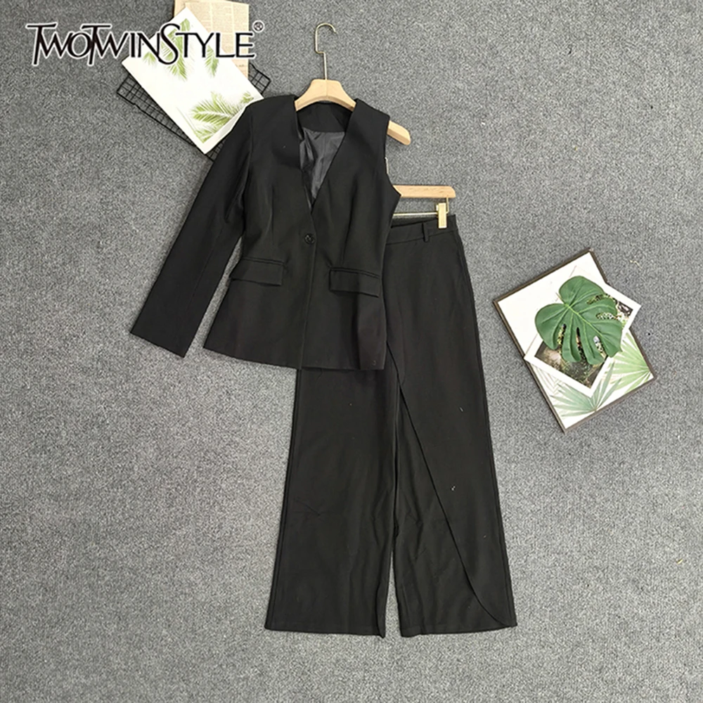

TWOTWINSTYLE Комплект из двух предметов для женщин: топ с V-образным вырезом и длинными рукавами, брюки с высокой талией, стильный повседневный комплект KSE502960