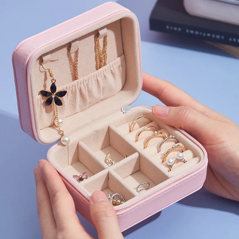 

Jewelry Organizer Display Travel Jewelry Case Boxes Portable Necklace Jewelry Box Leather Storage Earring Ring Holder