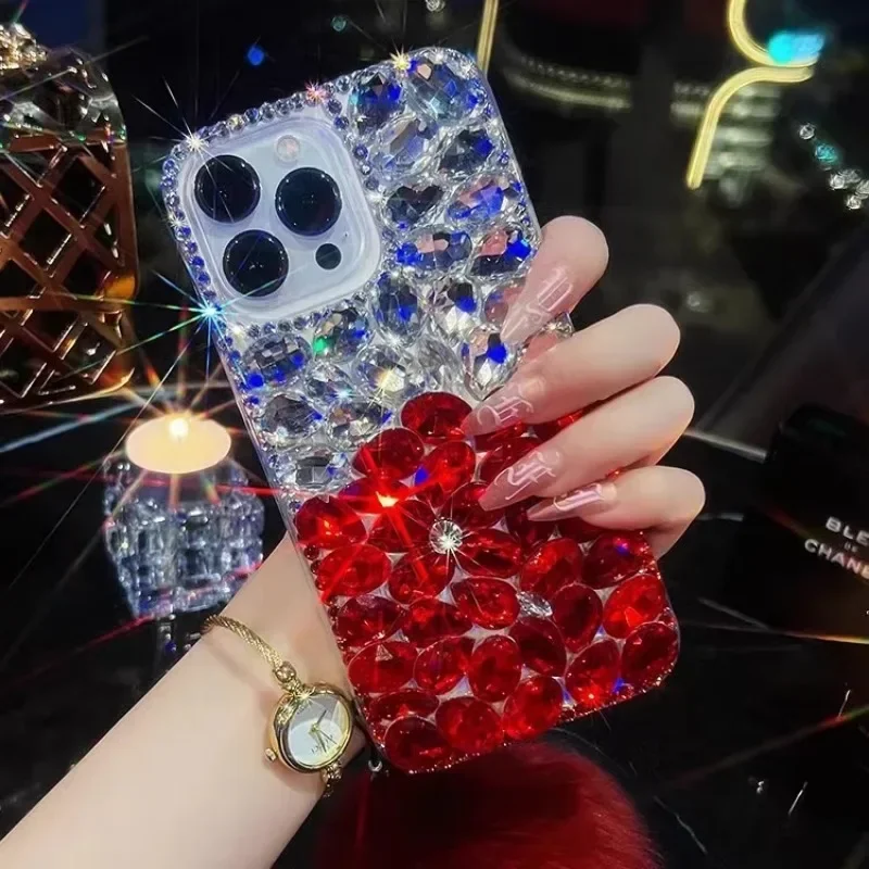 Etui na telefon Luxury Gemstone Bling Rhinestone Fur Hairball do Iphone 15Pro 14Plus 13 Pro 12 Mini 11Pro MAX XSMAX XR 7 8PLUS Cover