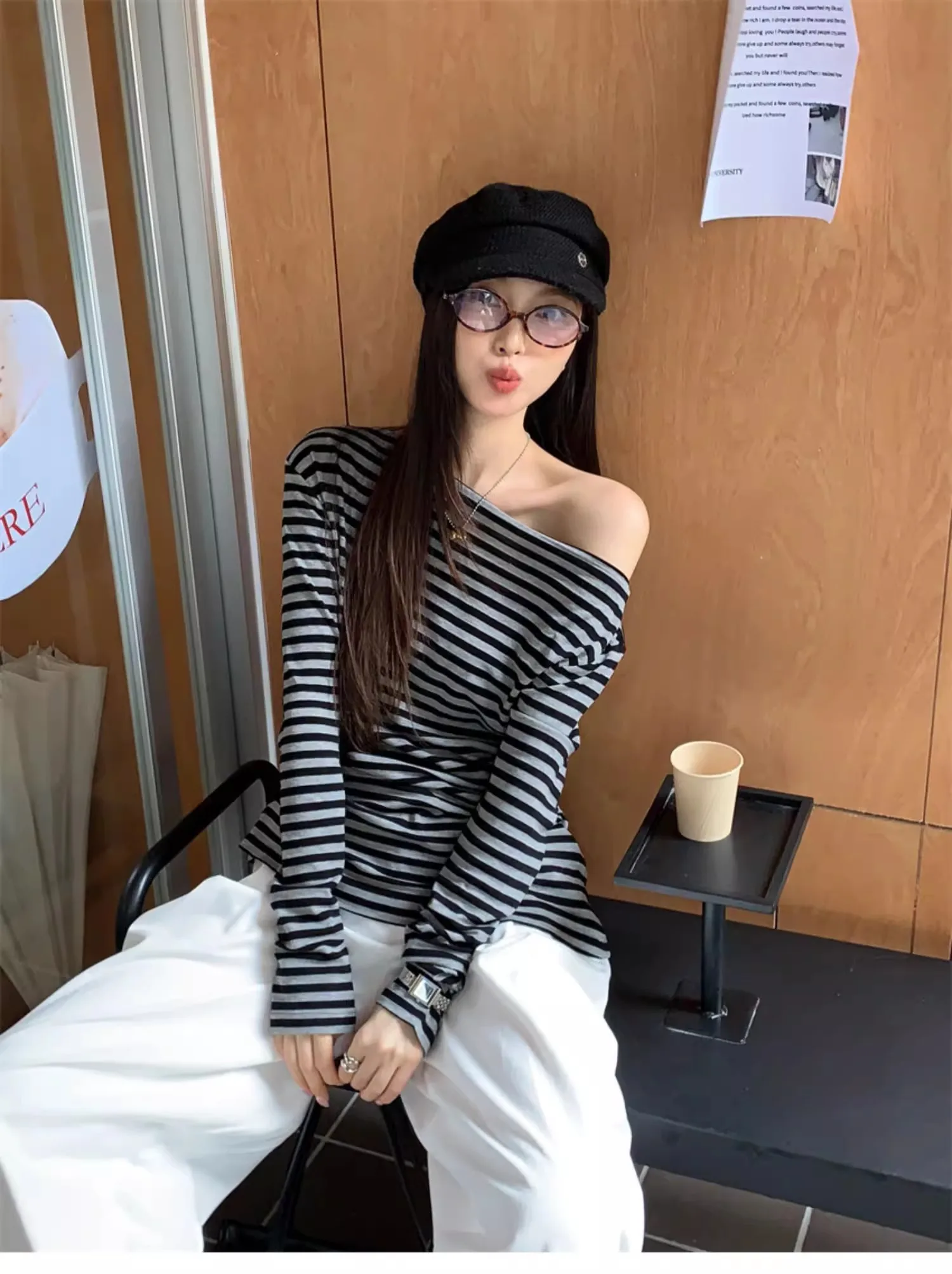 

Long Sleeved T Shirts Oversized Womens Autumn Balloon Sleeve Button Tab Collar Academic College Layered Student Youth Minimalist