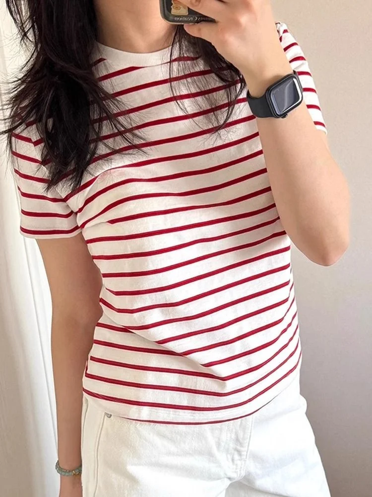 Camiseta de manga corta a rayas rojas y blancas para mujer, novedad de verano, estilo coreano, corte ajustado, cuello redondo, camiseta básica