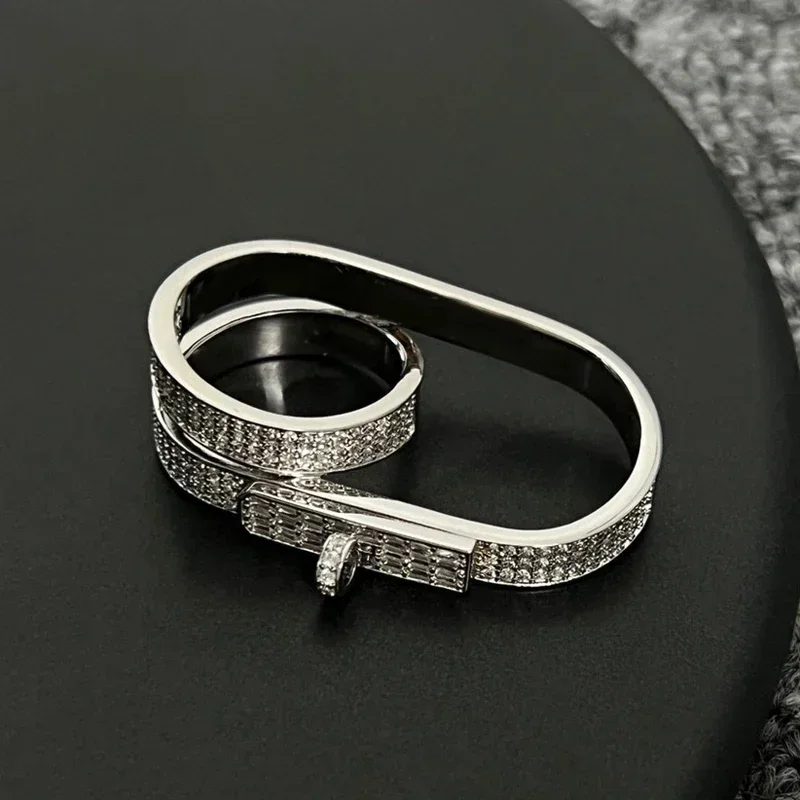 

2025 New Fashion Jewelry Rings 18K gold silver Diamonds Crystal Design Locks 2 Finger Ring Women Luxury Brand Party Jewelry Gift