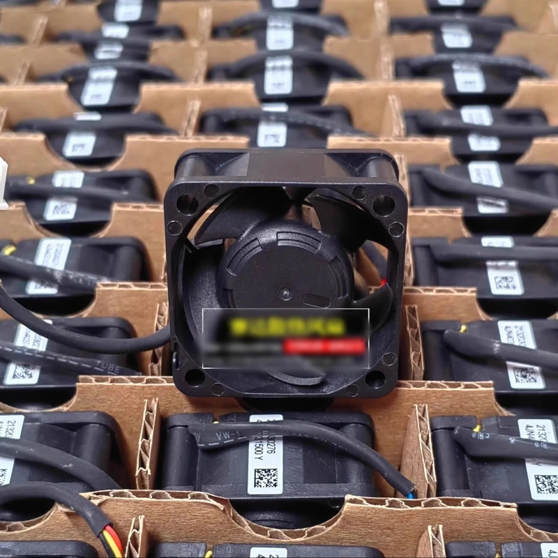 Free shipping, brand new DYTB0420B2S 4020 12V 0.65A four wire temperature control power supply cooling fan