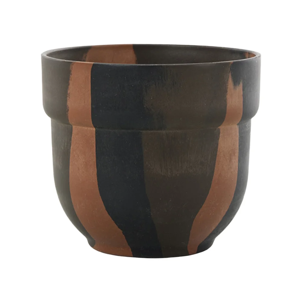 Cement Visual Effect Flower Pot in Nordic Design Language Resin for Indoor Plants and Minimalist Interior Setup