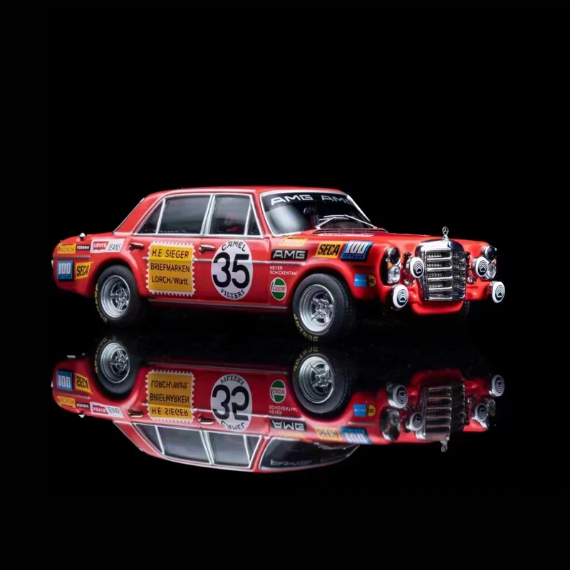 Liberty 1:64 Toy Model Car Red Pig 300 SEL No.35 Alloy Die-Cast Vehicle