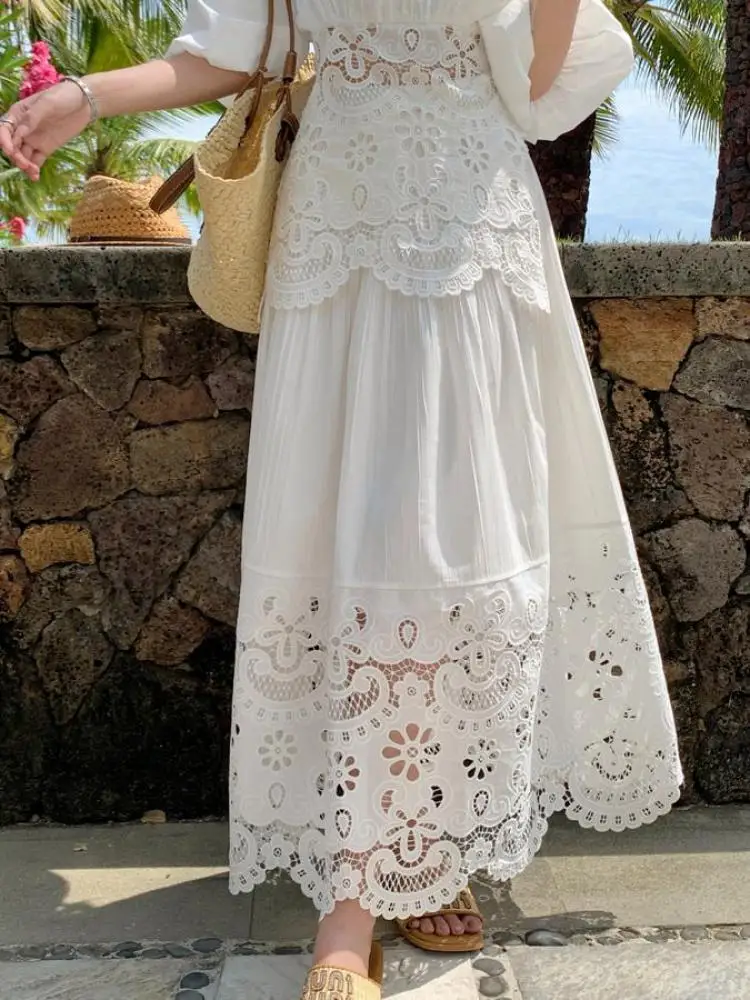 

French Vintage Women 2025 White Embroidery Hollow Out Versatile Skirts Summer New Elegant High Waist Pleated Long Skirt Bohemian