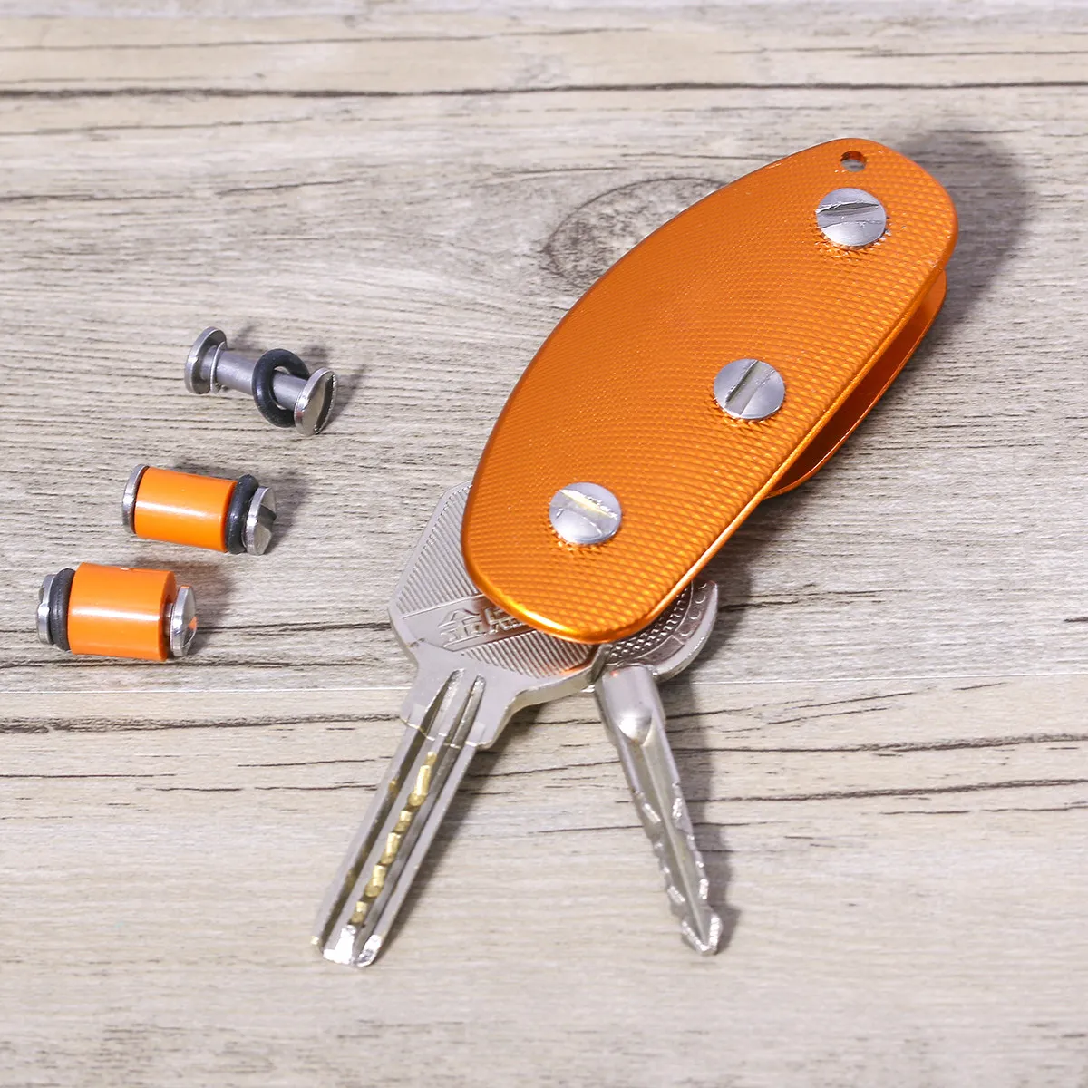 

Aluminium Key Clip Holder for 6 Keys Outdoor Everyday Carry Pocket Tool Orange Size 74x14mm Hard Light Alloy Non-Slip Texture